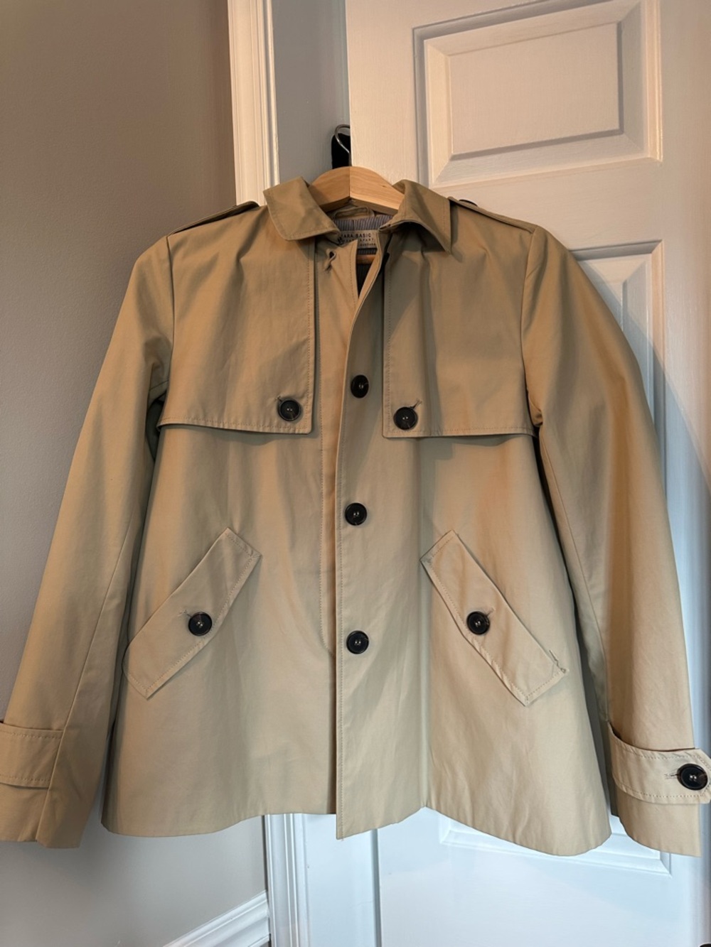 ZARA Classic Tan Short Trench Coat - SIZE SMALL - Like New